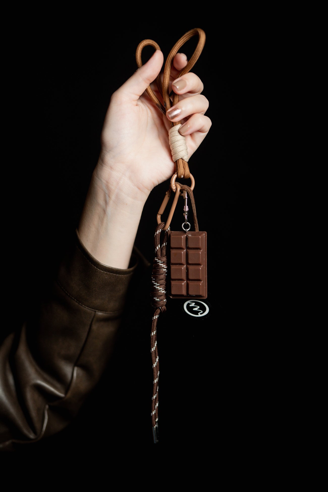 llavero elegante de magno chocolates