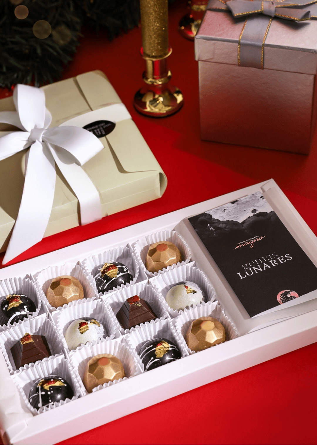 gemas lunares de magno chocolates en empaque navideño